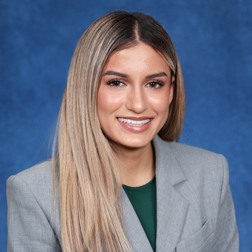 Camila C - FIU Babysitter