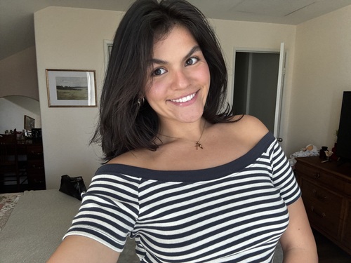 Amelia M - Chapman Babysitter