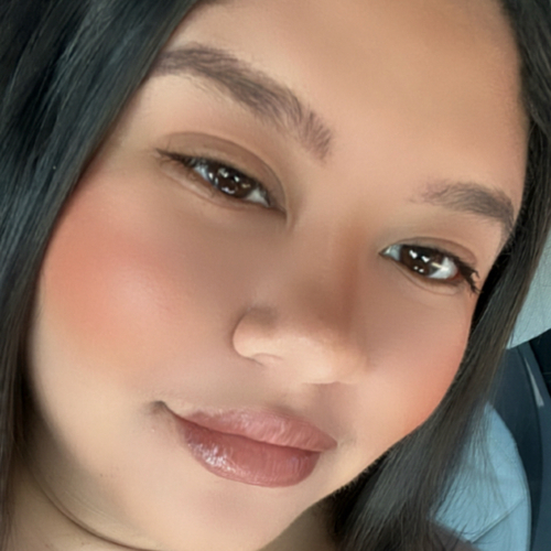 Esmeralda R - Los Angeles Trade-Technical College Babysitter