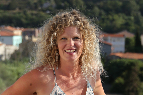 Krista B - UC Santa Cruz Babysitter