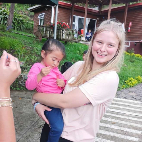 Liliannah B - Samford Babysitter
