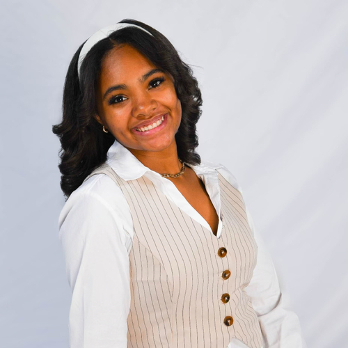 Ayonna G - Jackson College Babysitter