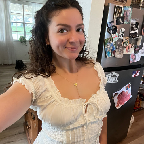 Sydney D - USF Babysitter