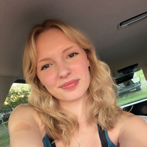Kylynn C - Undefined Babysitter
