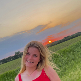 Grace M - University of Iowa Babysitter