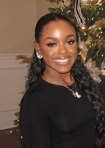 Leah J - Georgia Southern Babysitter