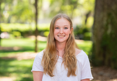 Eliza S - CofC Babysitter