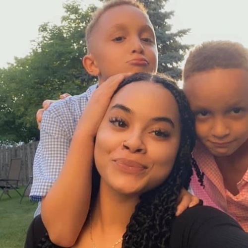 Kiana Y - Houston Community College System Babysitter