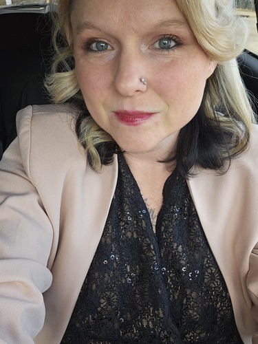 Dawn K - Mercyhurst Babysitter