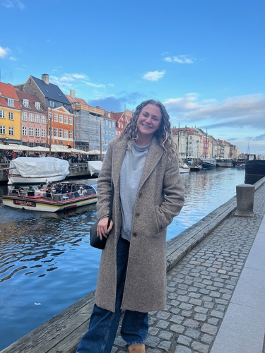 Anna O - UMN Babysitter