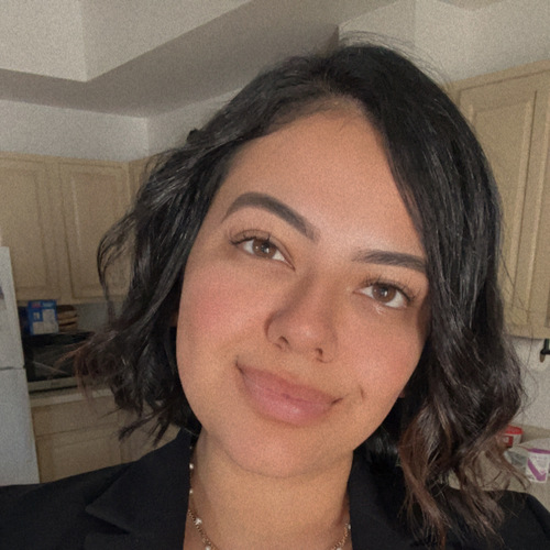 Cassandra M - ECU Babysitter