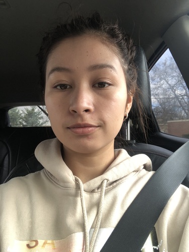 Darlin M - Cuyahoga Community College-Westshore Babysitter