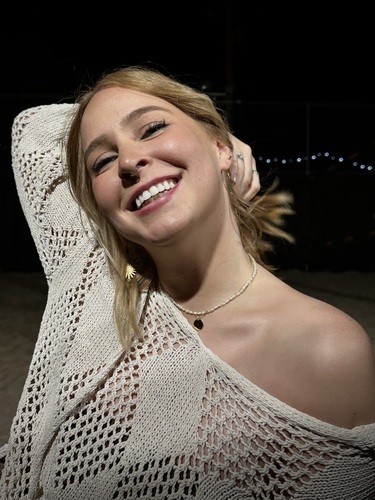 Kacey W - RMU Babysitter