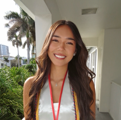 Carly G - FAU Babysitter