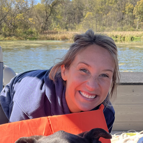 Ellen H - NIU Babysitter