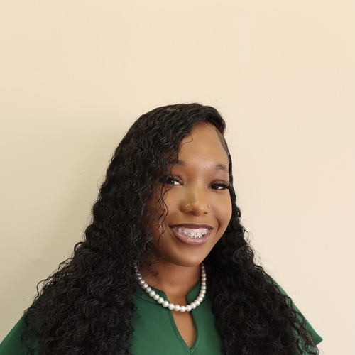 Jazmin B - NCCU Babysitter