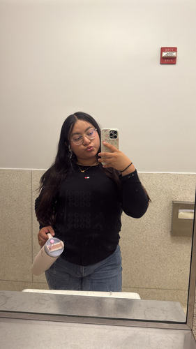 Itzel V - The Mount Babysitter