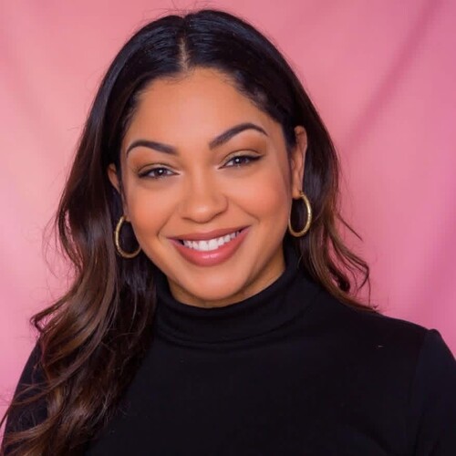 Brandee W - San Antonio College  Babysitter