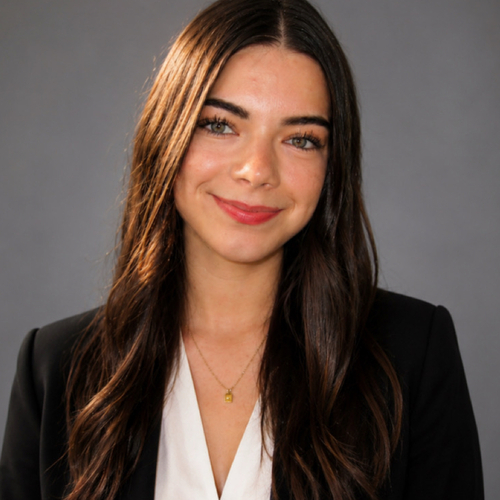 Sianna M - Illinois State Babysitter