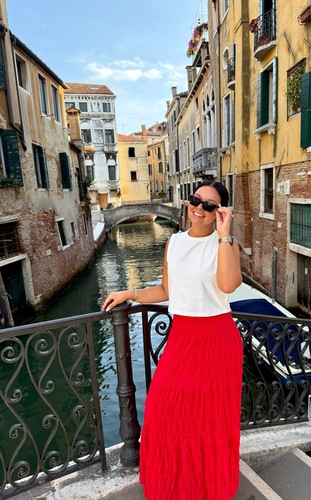 Ciara S - Greenfield Community College  Babysitter