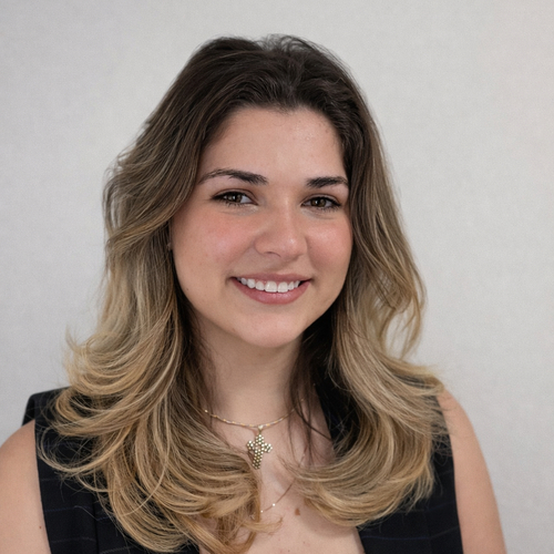 Isabel D - FIU Babysitter