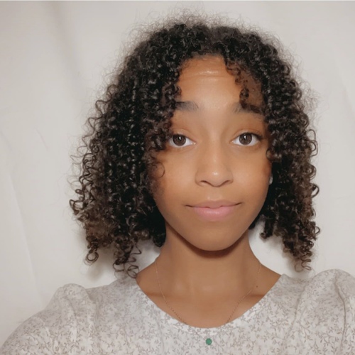 Qualyse B – UT Arlington Student Seeking Babysitting Jobs