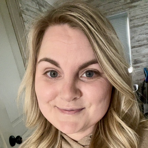 Audrey S - Central Community College  Babysitter