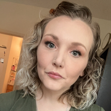 Sarah J - UWF Babysitter