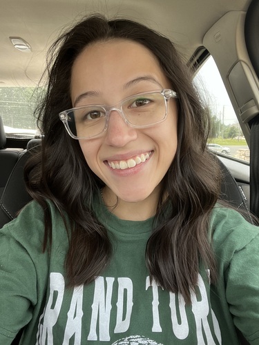 Alana L - ETBU Babysitter