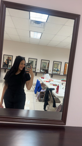 Lucia L - Cosmetology & Spa Academy Babysitter