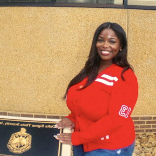 Dionna L - UTC Babysitter