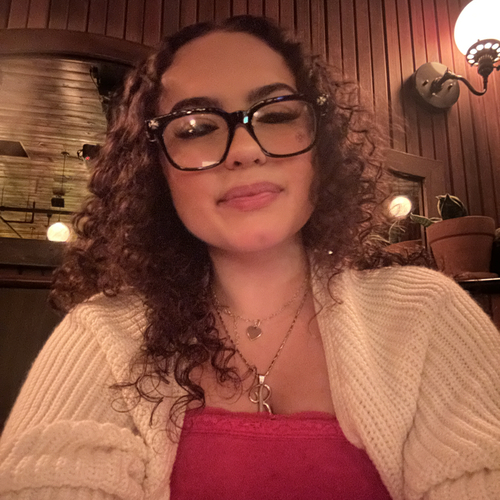 Rafaela D - Massachusetts Bay Community College Babysitter