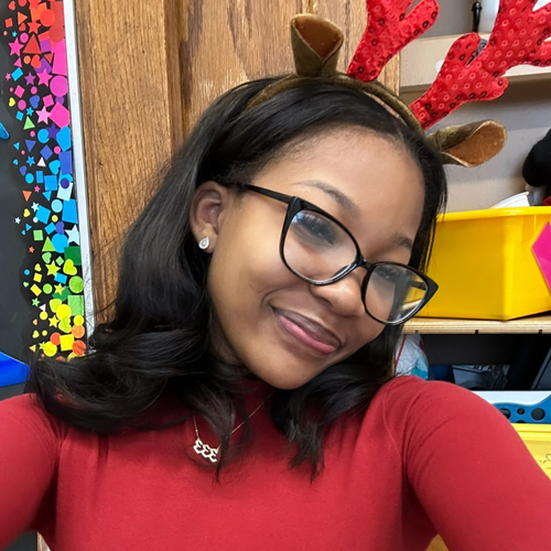 Jahliah W - LaGuardia CC Babysitter