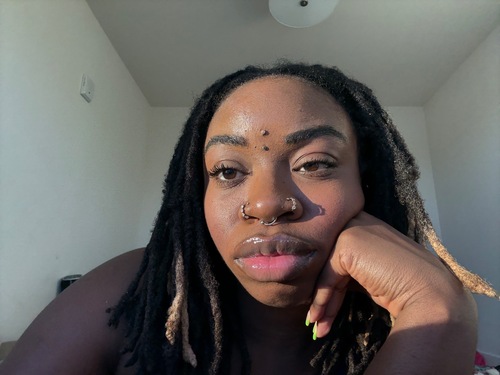 Ivoryneka H - Houston Community College System Babysitter