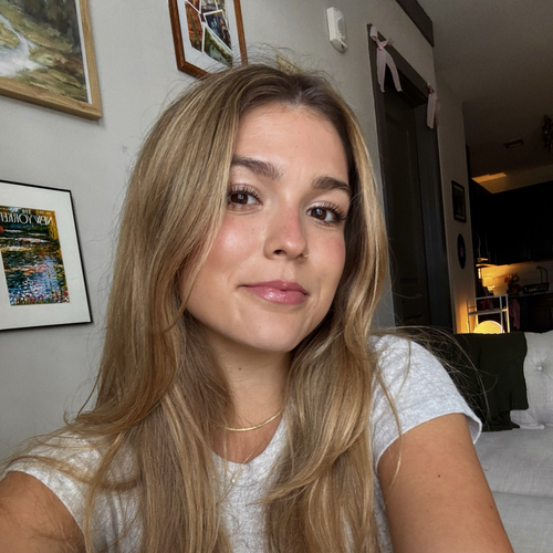 Kate W - Belmont Babysitter