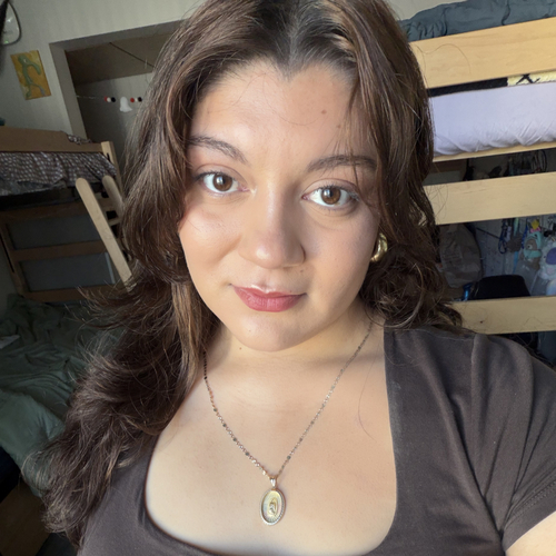 Dayanara J - UC Merced Babysitter