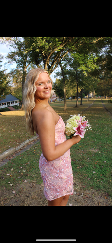 Kayleigh C - Dalton State Babysitter