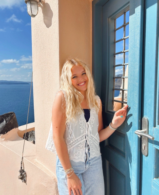 Gracie C - Harding Babysitter