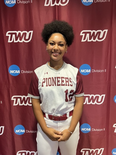 Jacey W - Collin College Babysitter