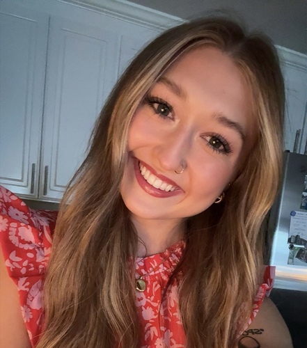 Madison W - UK Babysitter