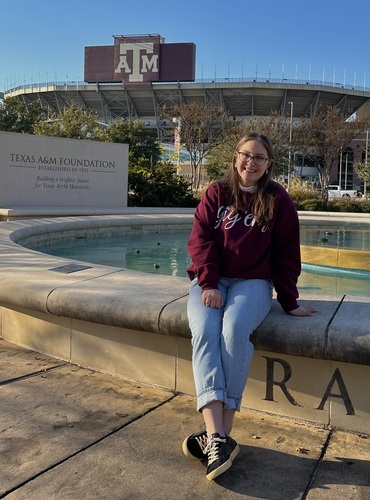Gracie L - Texas A&M Babysitter
