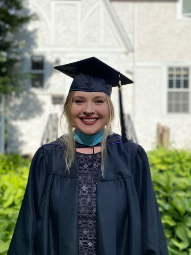 Caitlin H - Winona State Babysitter