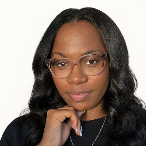 De’Aija C - Baton Rouge Community College  Babysitter