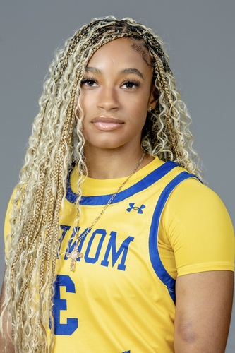 Winter S - Monroe Babysitter