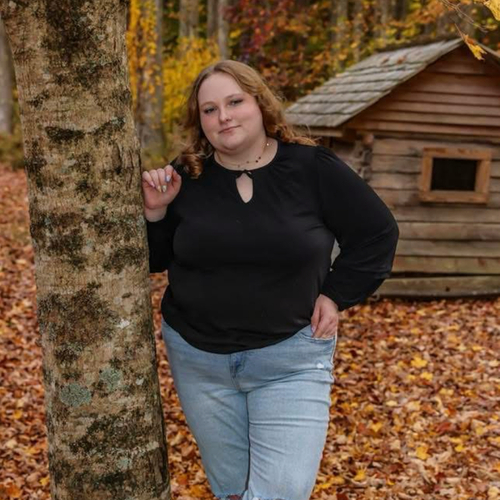 Carley F - Roane State Community College  Babysitter