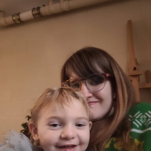 Beth C - Xavier Babysitter