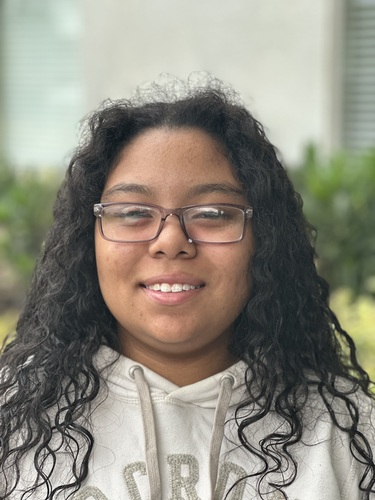 Zania L - Surry Community College  Babysitter