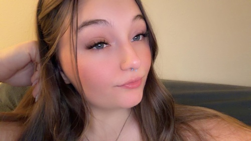 Kindra B - Spokane Community College  Babysitter