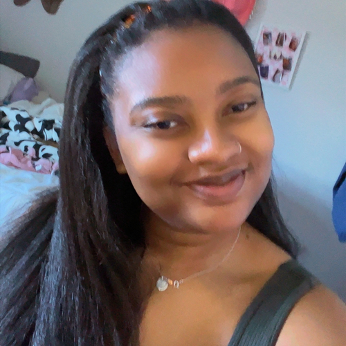 Naudia A - Columbus Technical College  Babysitter