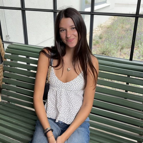Jada O - CSULB Babysitter